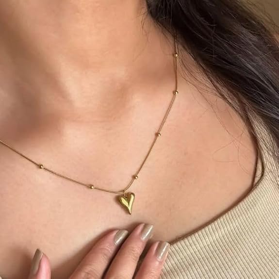 Ball Chain Heart Korean Pendant Necklace – Elegant Golden Heart Pendant for Women